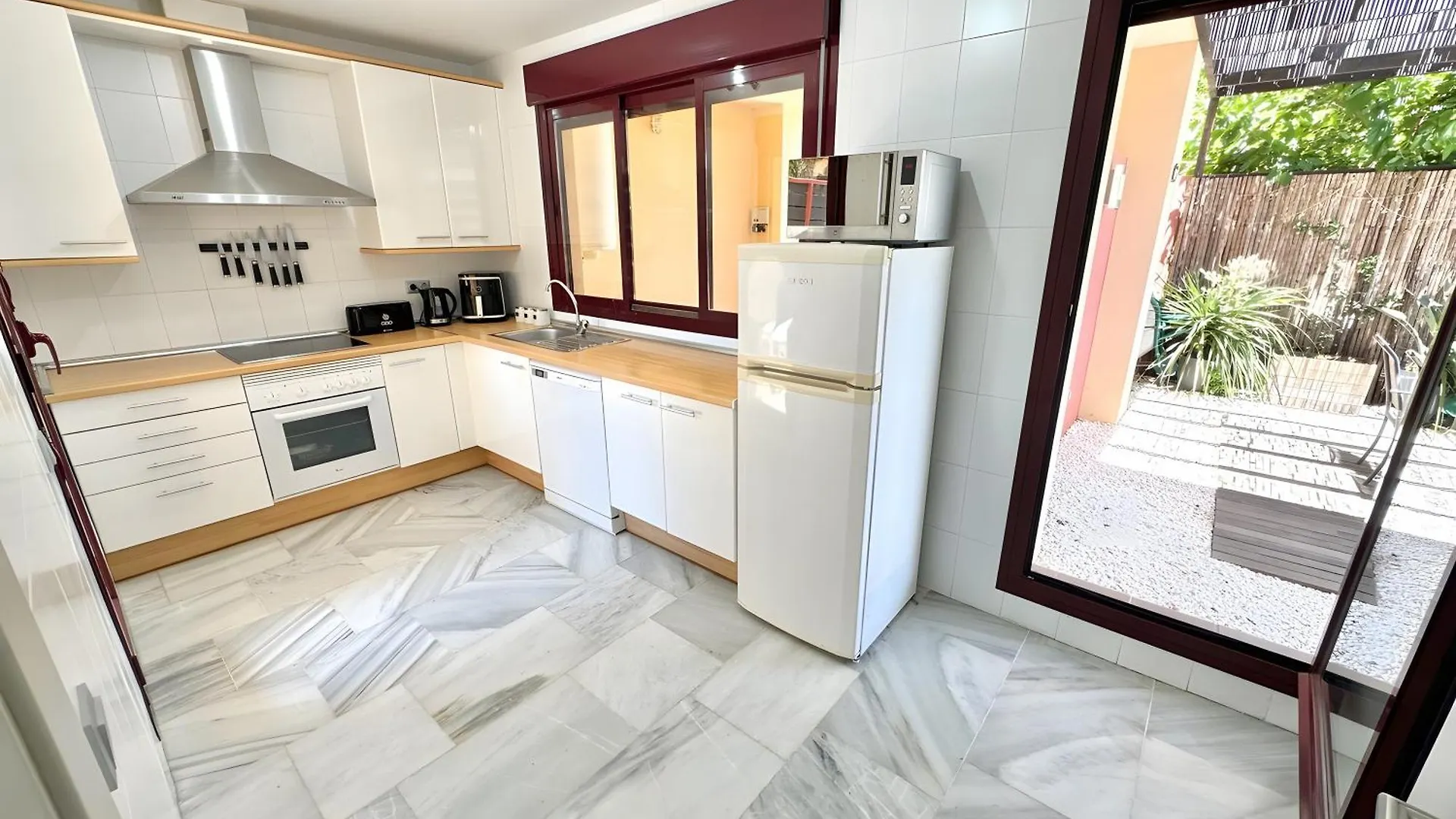 Villa With Private Pool 에스테포나 0*,  스페인